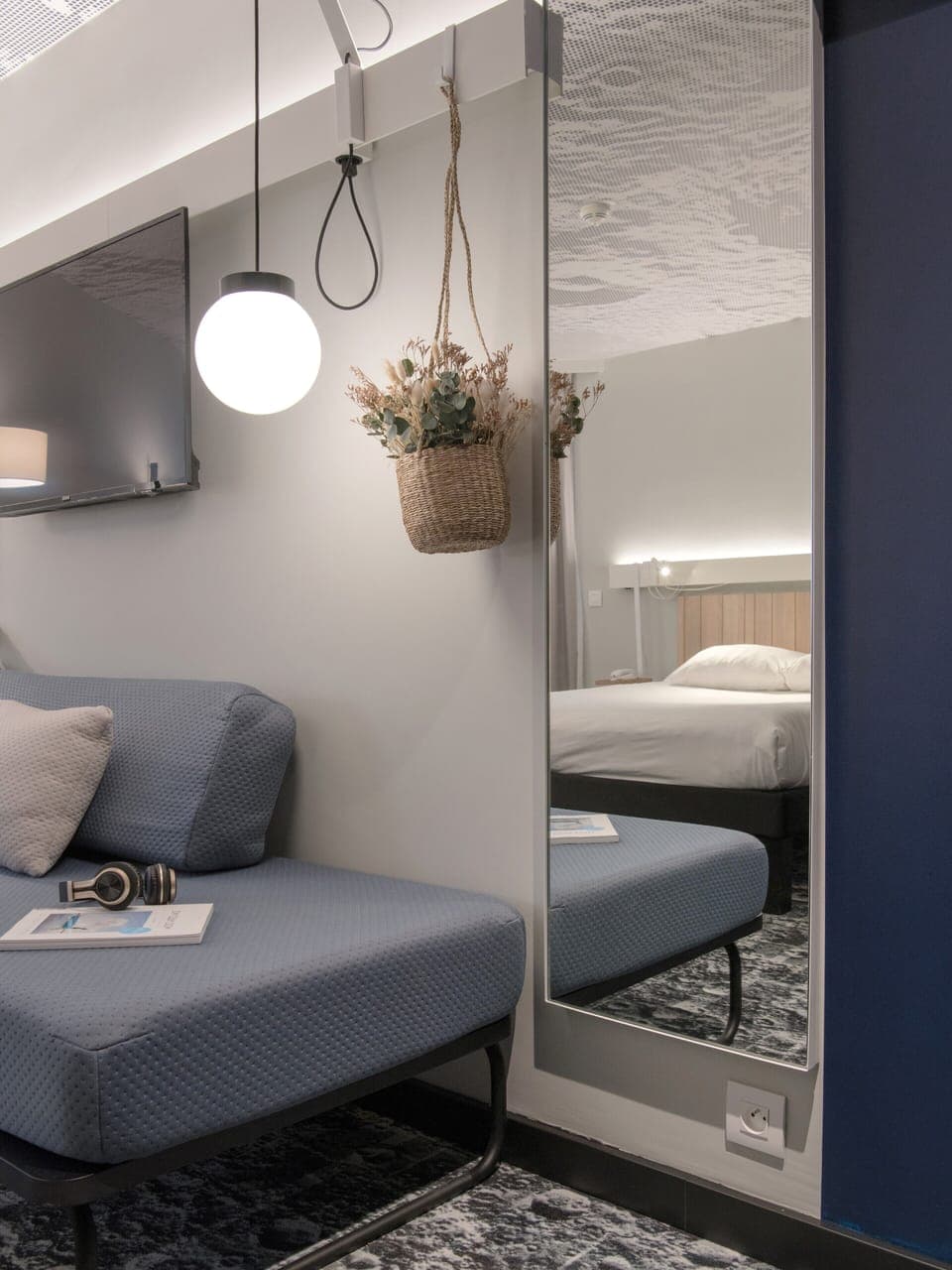 Comfort Room, 1 Double Bed | Desk, blackout drapes, soundproofing, free cribs/infant beds