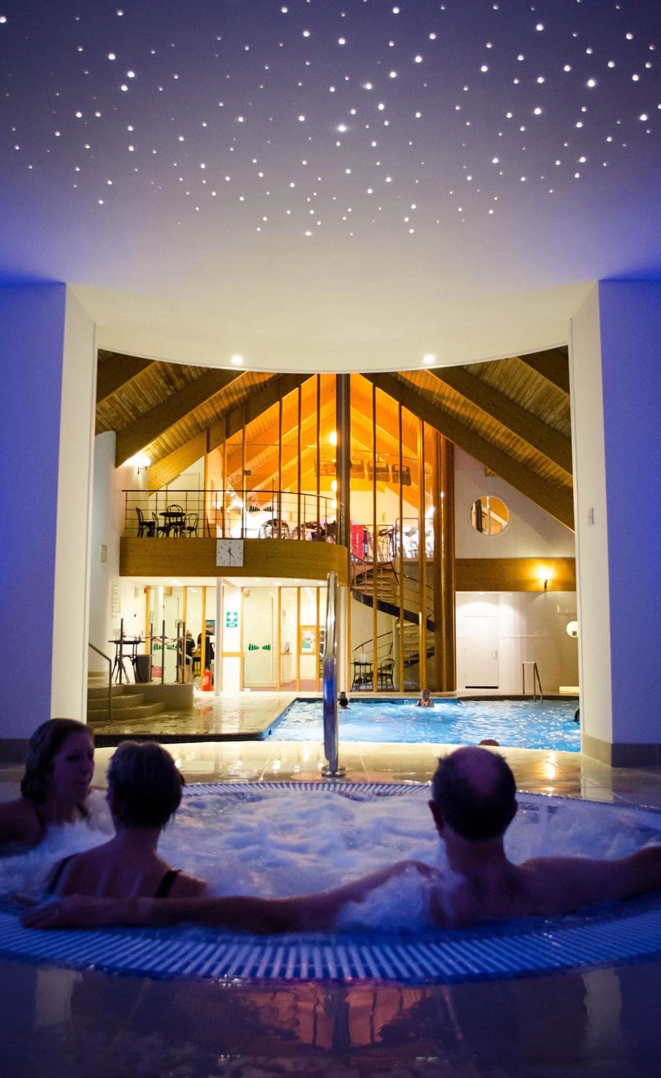 Sauna, hot tub, steam room, body treatments, hydrotherapy
