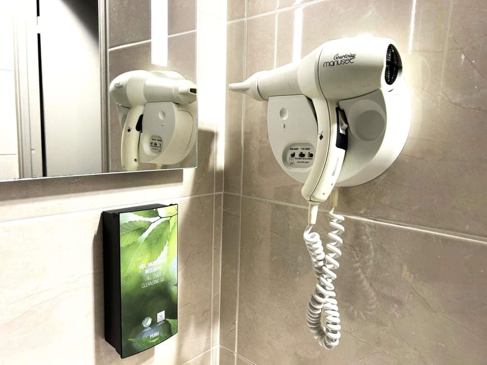 In-room safe, desk, soundproofing, iron/ironing board