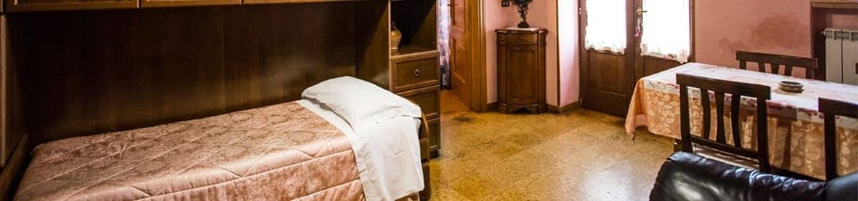 Triple Room, Kitchenette | 1 bedroom, premium bedding, minibar, in-room safe