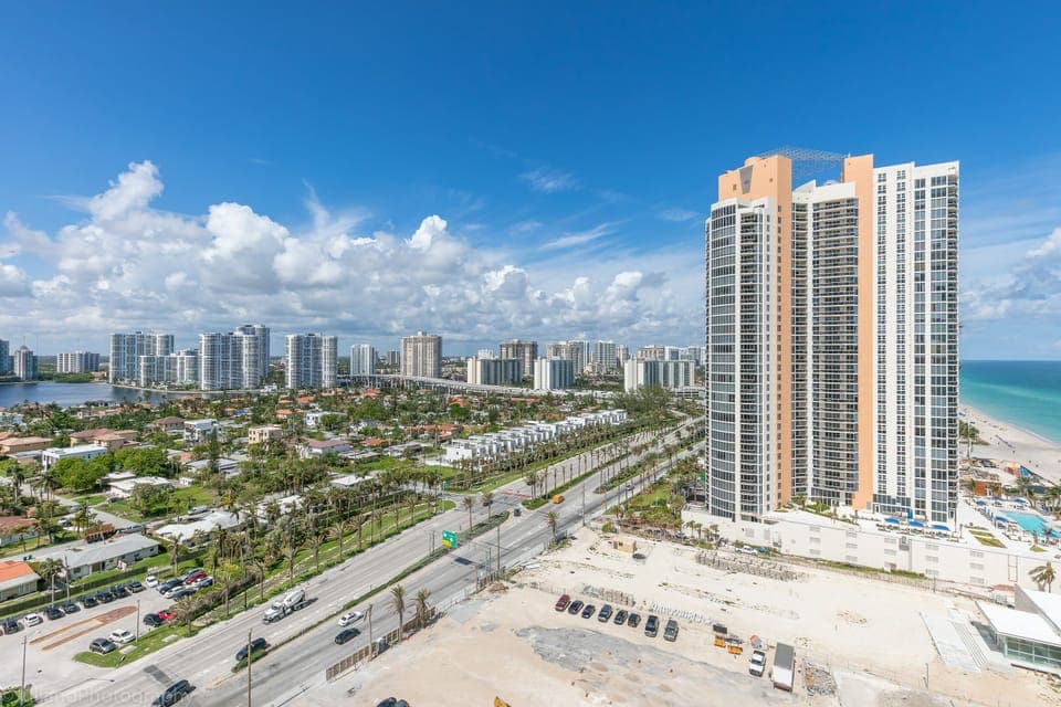 Luxury Suite, 1 Bedroom, Kitchen, Ocean View | Balcony