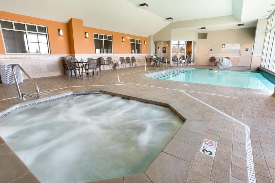 Indoor pool, outdoor pool