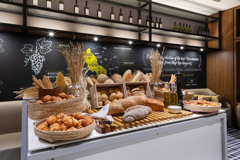 Daily full breakfast (MKD 1070 per person)