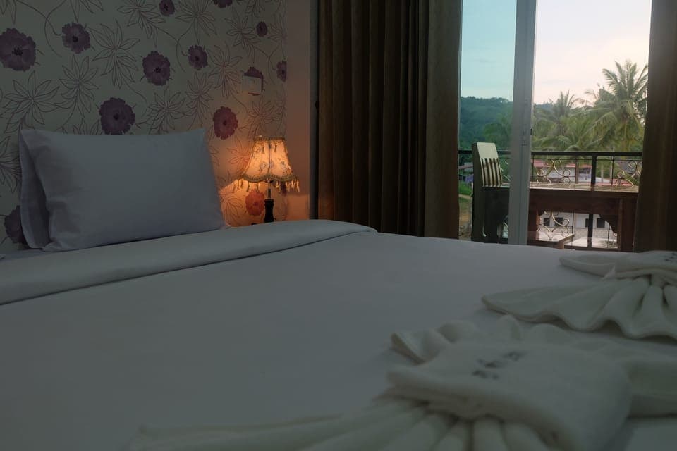 24-inch flat-screen TV with satellite channels, TV