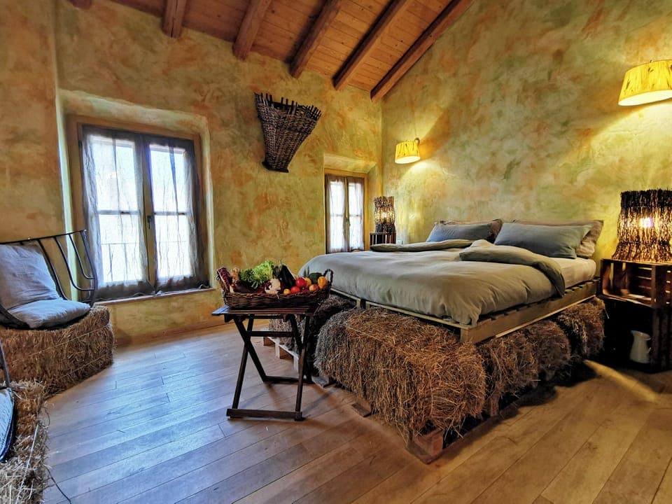 Exclusive Room | Premium bedding, down comforters, memory foam beds