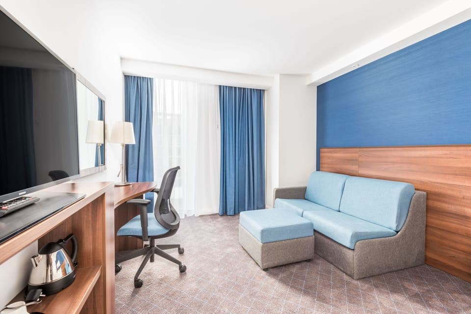 Room, 1 Queen Bed with Sofa bed, Non Smoking | In-room safe, desk, laptop workspace, iron/ironing board