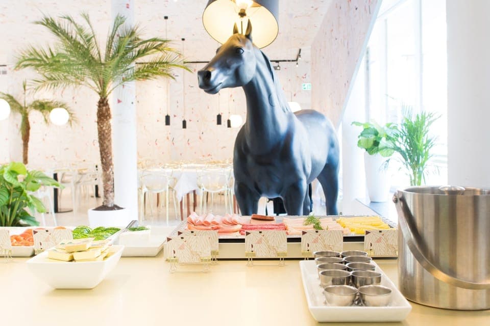 Daily buffet breakfast (EUR 22.5 per person)