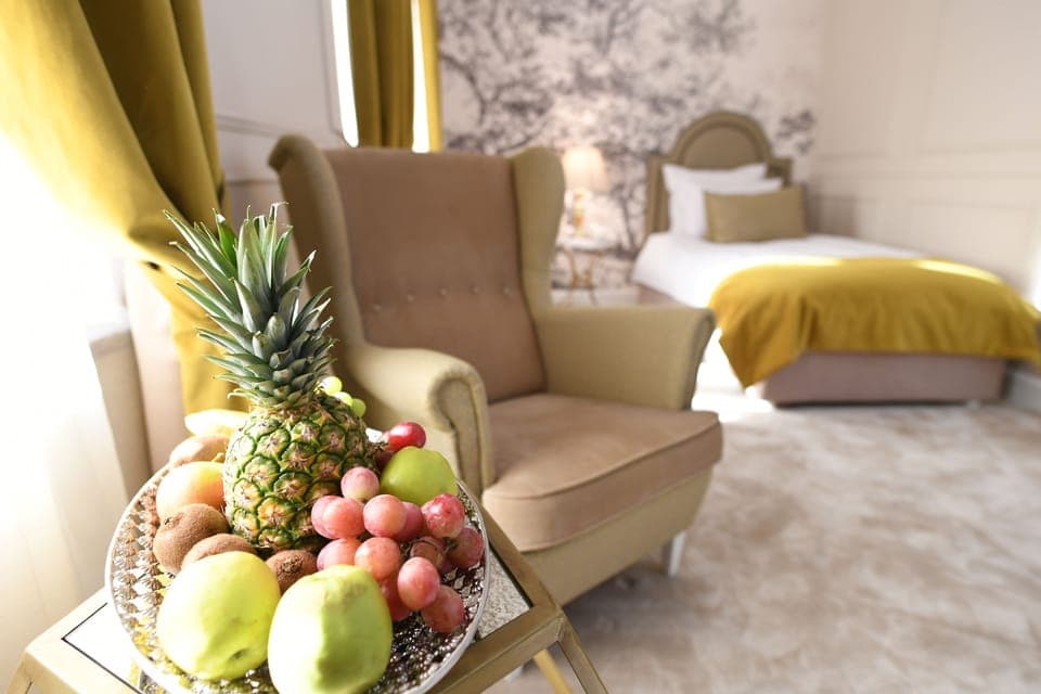 Basic Single Room, 1 Bedroom | Minibar, in-room safe, desk, blackout drapes