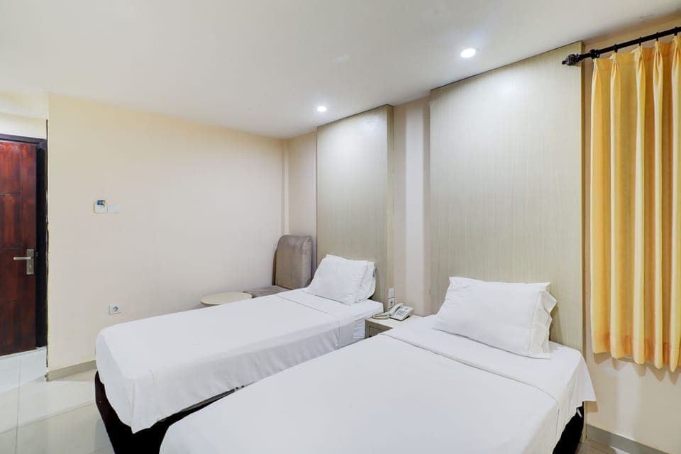 Deluxe Twin Room | Premium bedding, desk, free WiFi, bed sheets