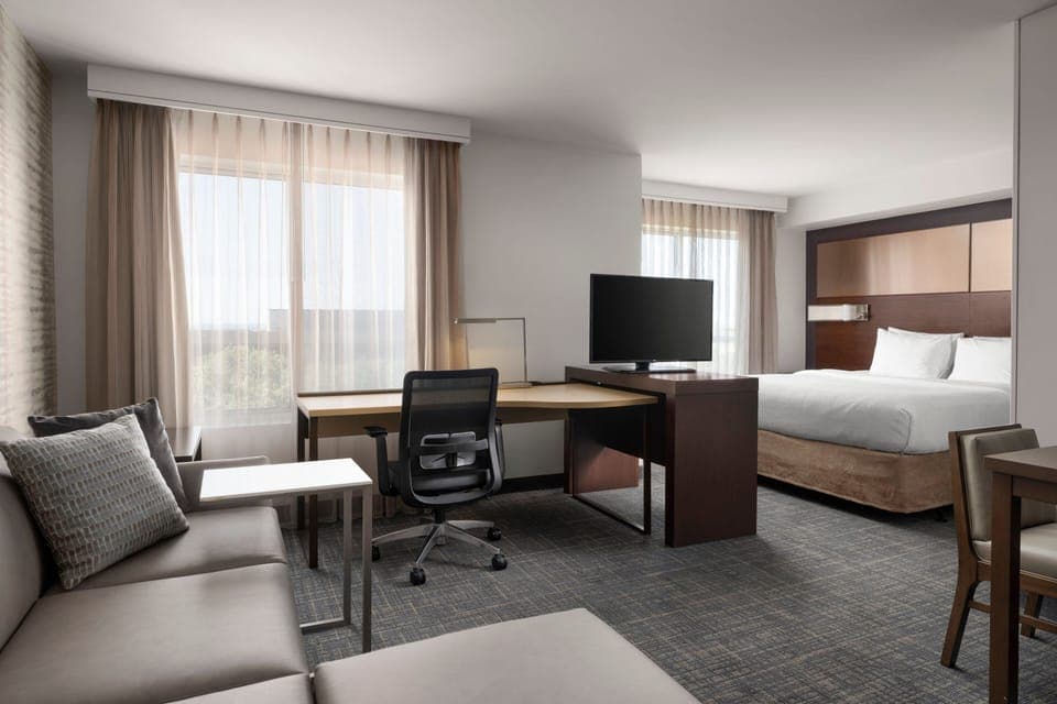 Desk, iron/ironing board, cribs/infant beds, free WiFi