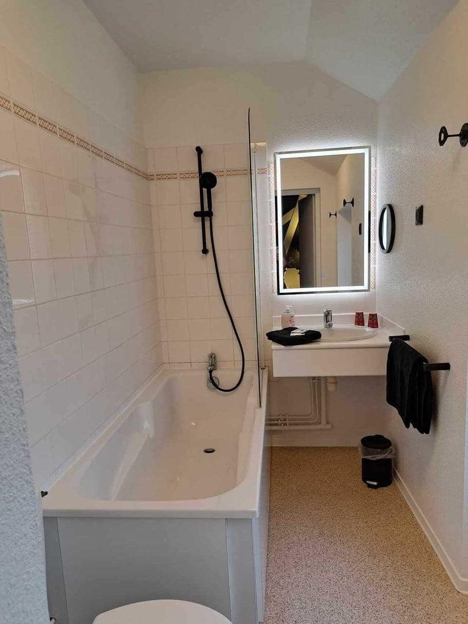 Signature Room | Bathroom