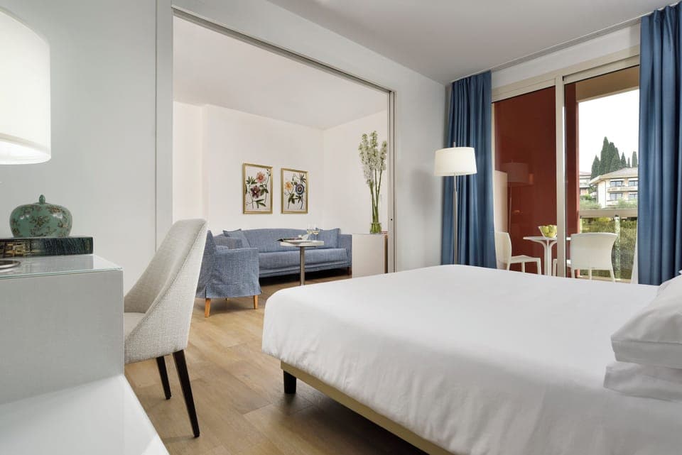 Superior Double Room, Balcony, City View | Minibar, in-room safe, individually furnished, desk