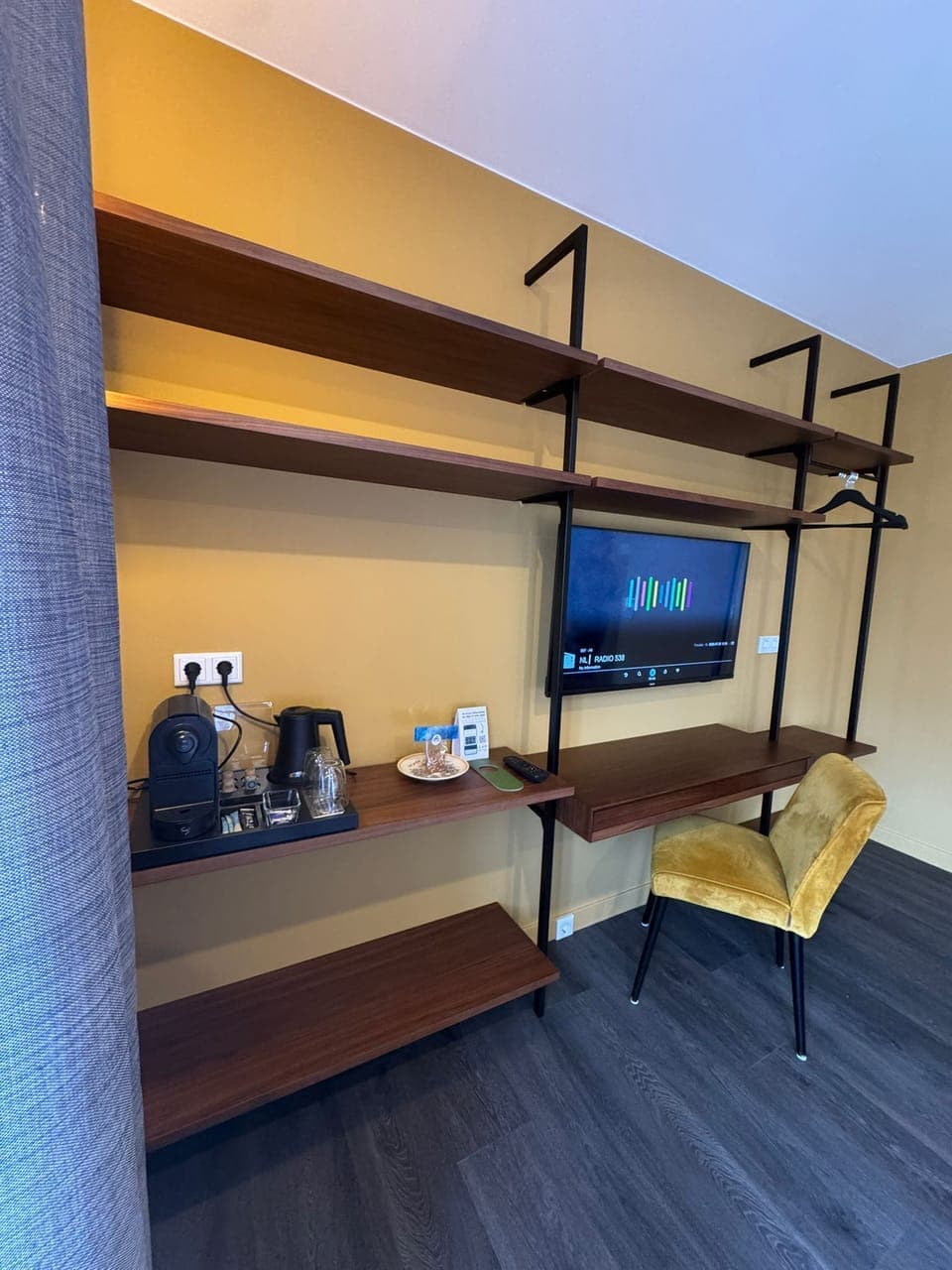 Signature Double Room, 1 Queen Bed | Free WiFi, bed sheets