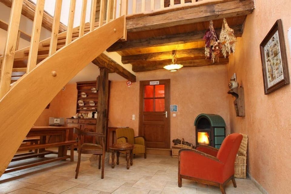 Quadruple Room, Private Bathroom (En Duplex ) | Lounge