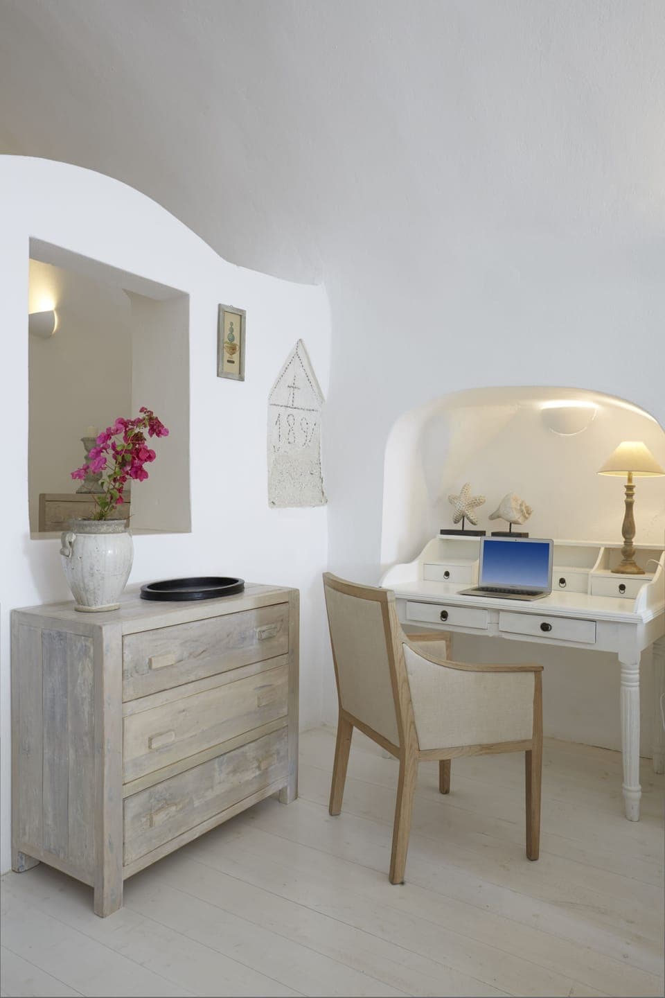 Grand Villa, Sea View | Room amenity