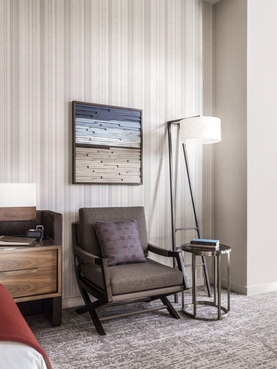 Egyptian cotton sheets, premium bedding, in-room safe, desk