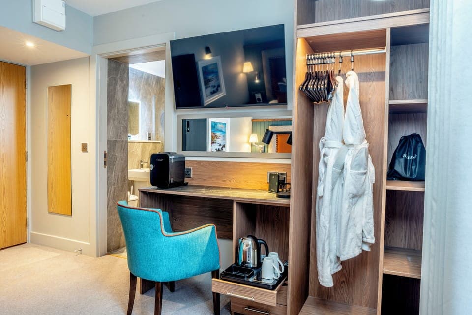 Soundproofing, iron/ironing board, free WiFi, bed sheets