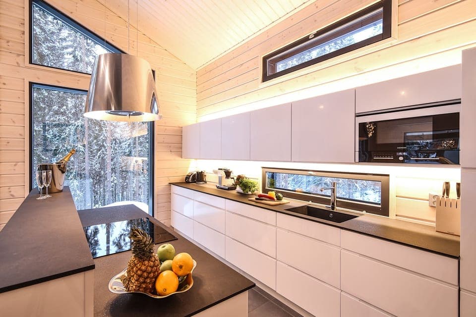 Design Villa, 4 Bedrooms, Sauna | In-room dining