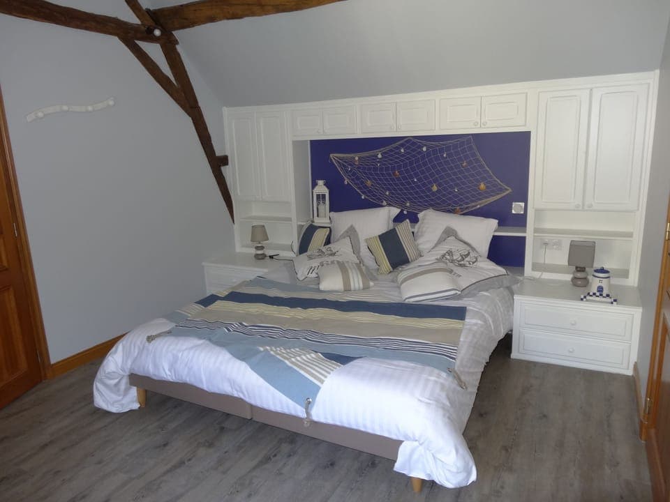 Premium Suite, Private Bathroom, Garden View (Suite Mer) | 1 bedroom, Egyptian cotton sheets, premium bedding, memory foam beds