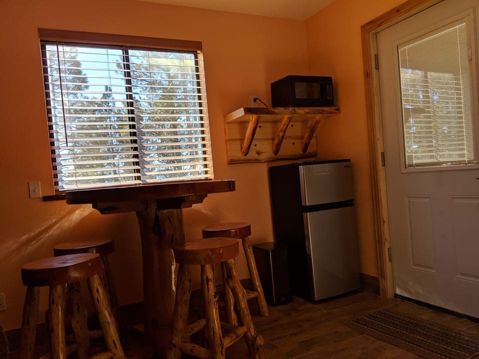 Hideaway on the Golf Course | Premium bedding, memory foam beds, soundproofing, iron/ironing board