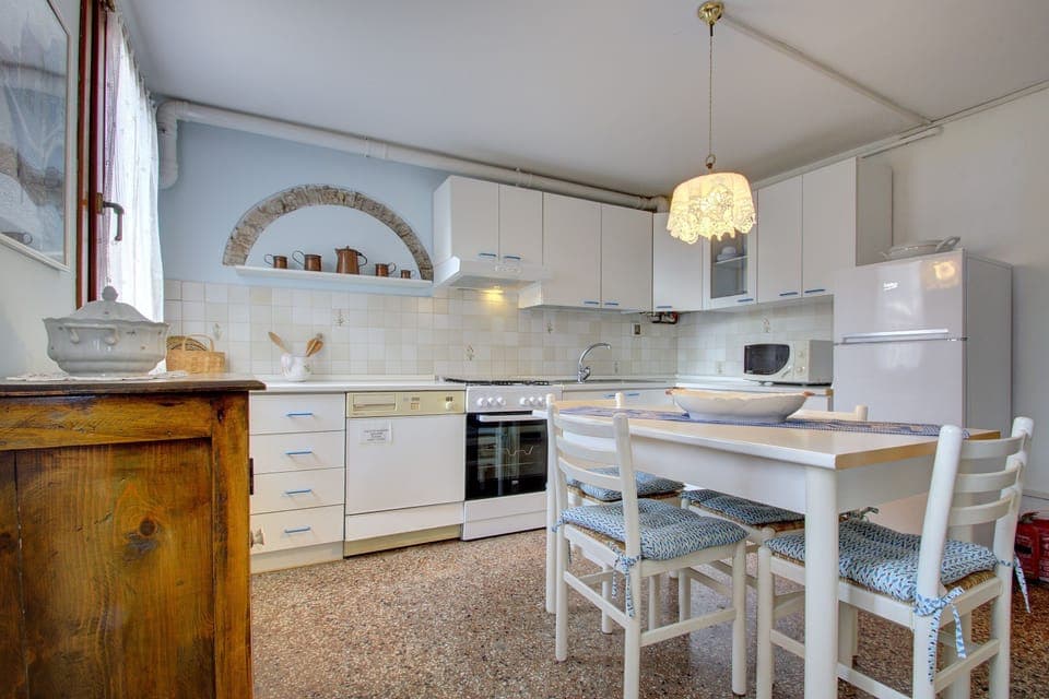 Apartment | Private kitchen | Fridge, microwave, oven, stovetop