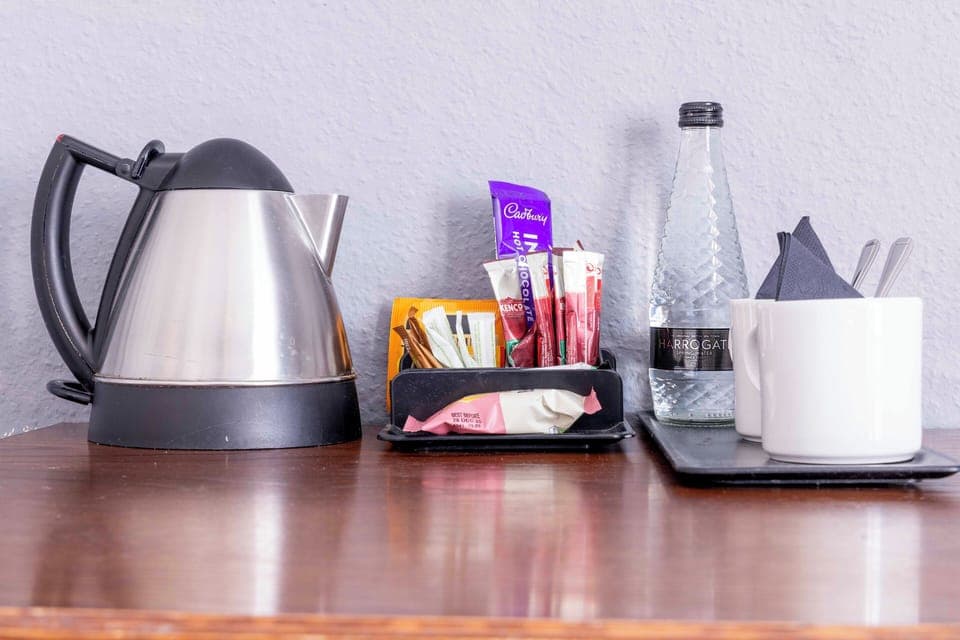 Double Room | Iron/ironing board, free WiFi, bed sheets