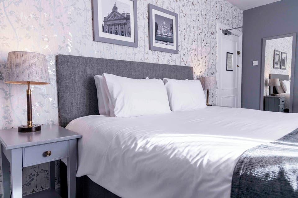 Double Room | Iron/ironing board, free WiFi, bed sheets