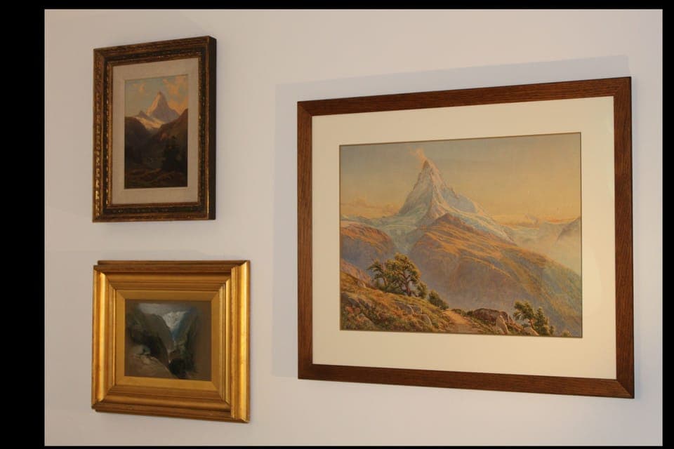 Flat-screen TV, fireplace, heated floors, offices