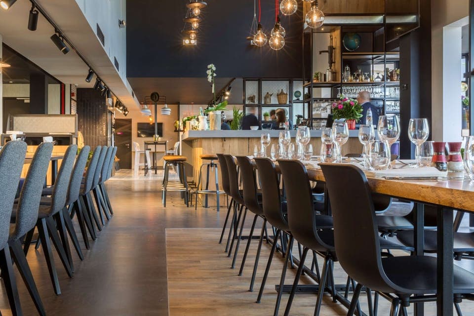 Dinner served, international cuisine