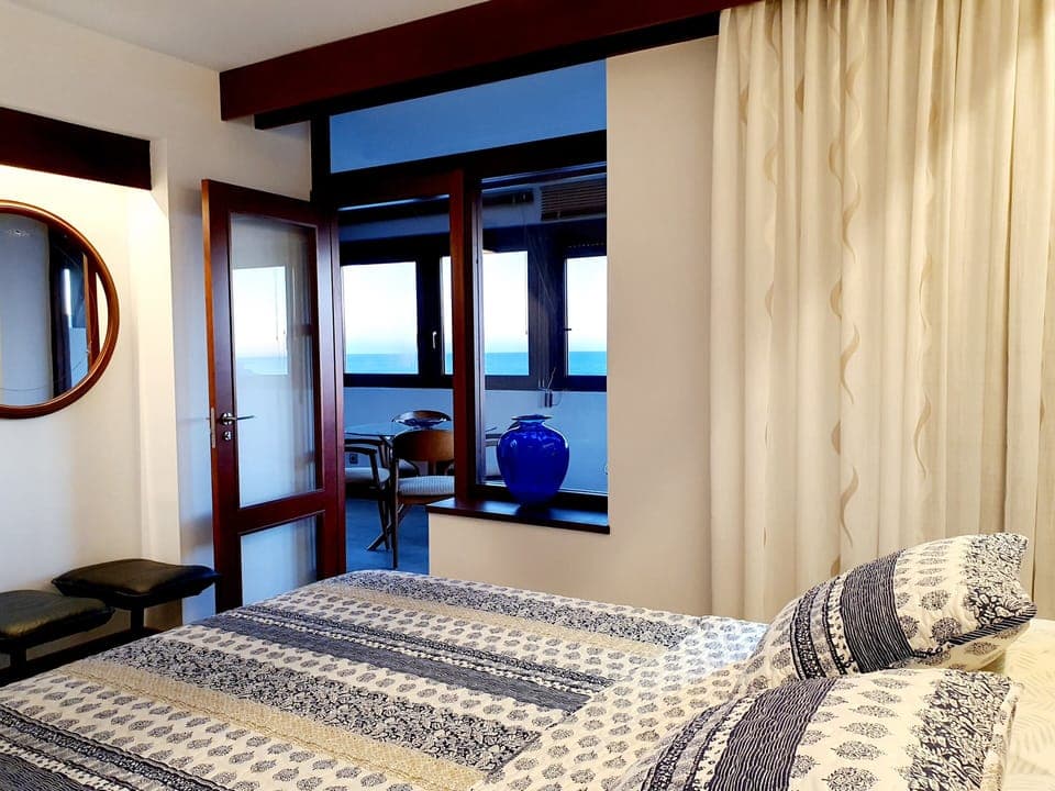 Apartment, 2 Bedrooms (13 C) | 2 bedrooms, individually decorated, individually furnished, desk