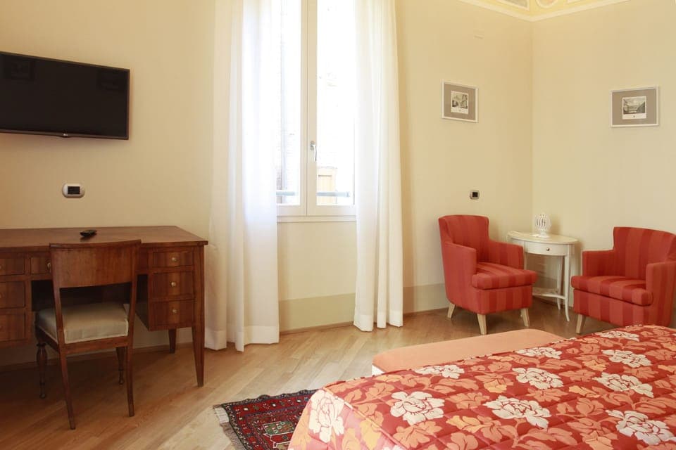 Superior Double Room | Premium bedding, down comforters, in-room safe, desk