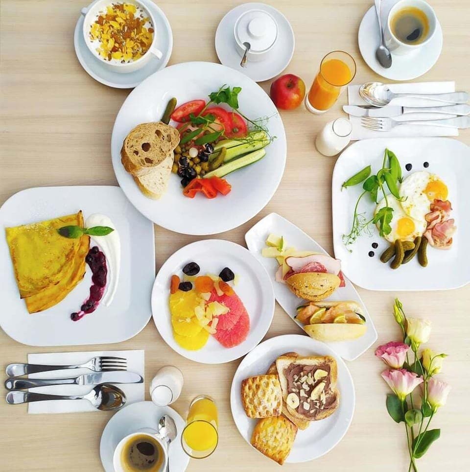 Daily buffet breakfast (EUR 10 per person)