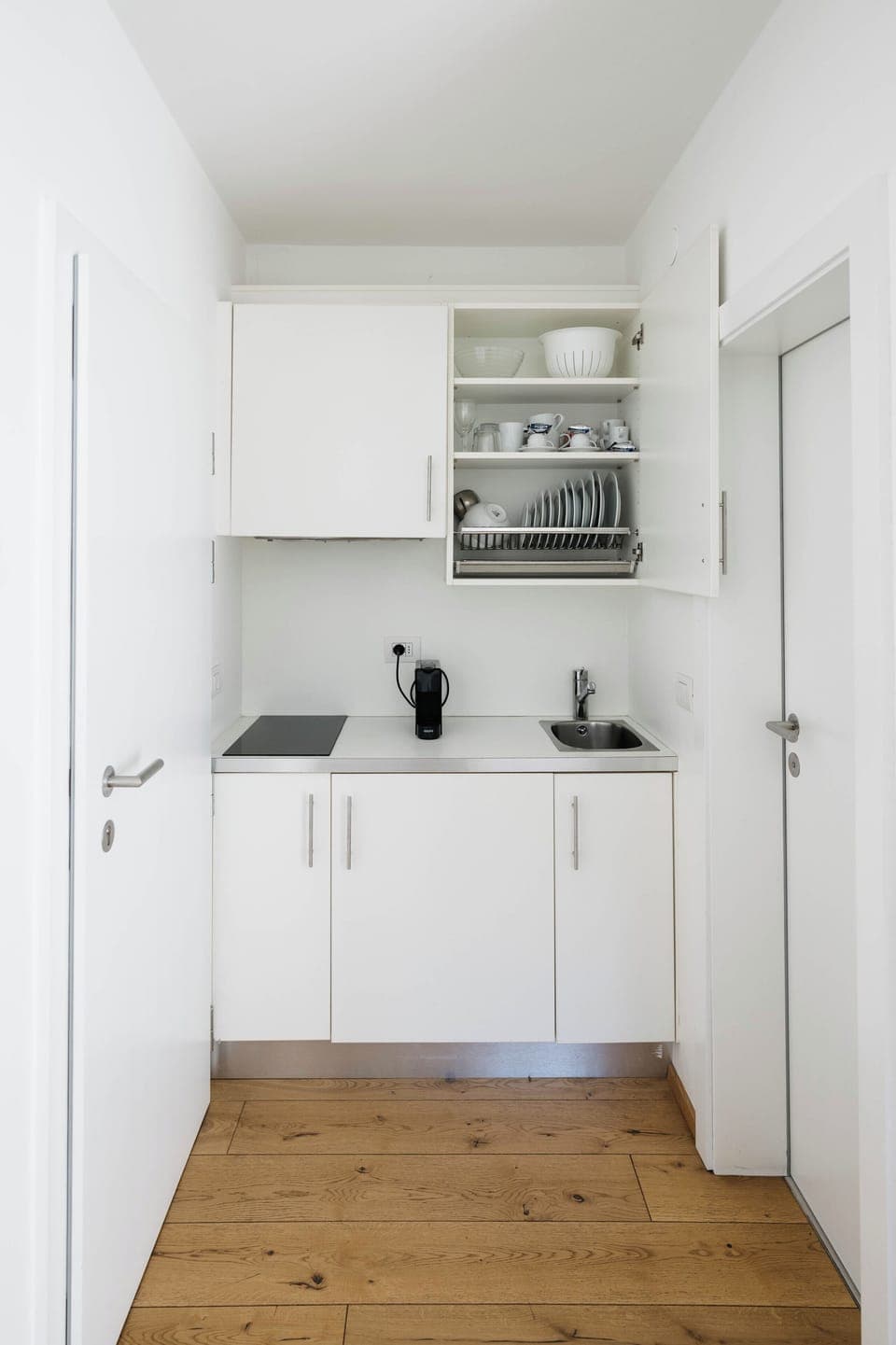 Studio, Terrace | Private kitchen | Microwave, stovetop, highchair, cookware/dishes/utensils
