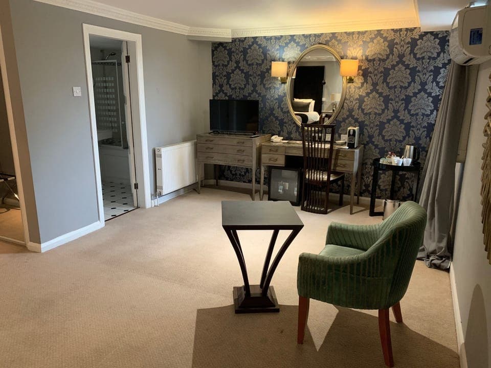 Family Room, Multiple Beds | Living area | LCD TV