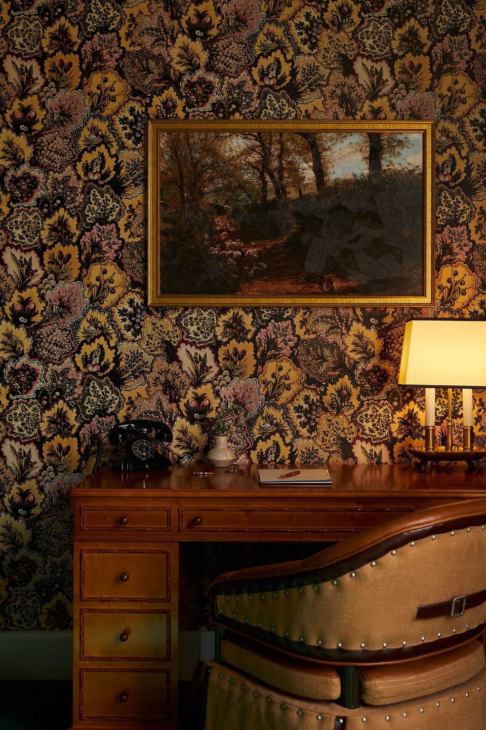 Egyptian cotton sheets, premium bedding, down comforters, pillowtop beds