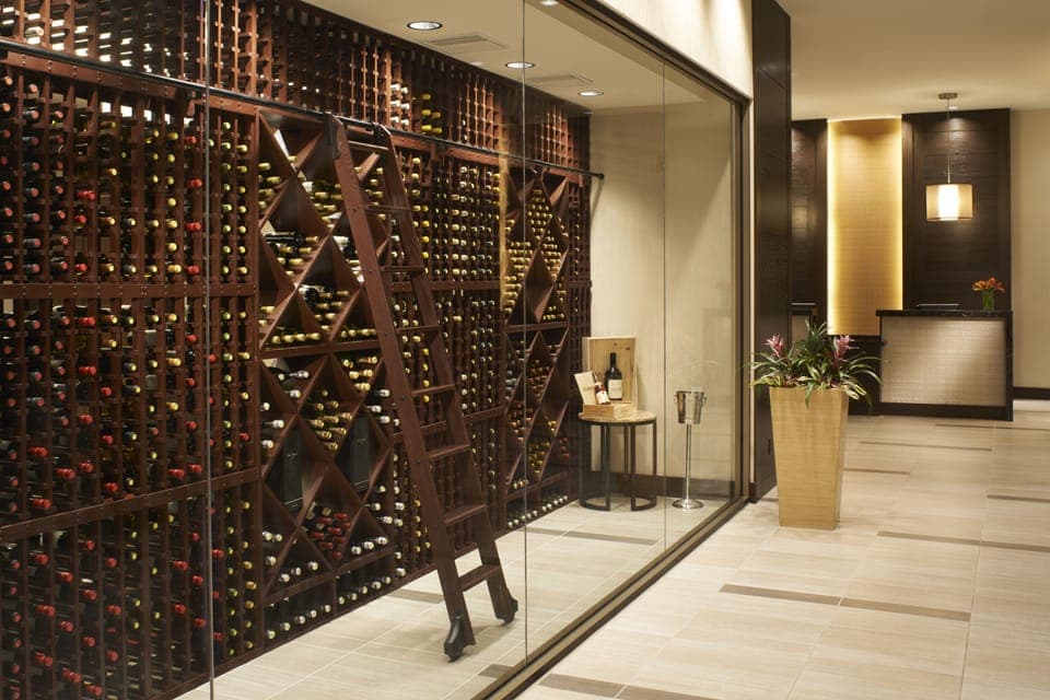 Breakfast, lunch and dinner served