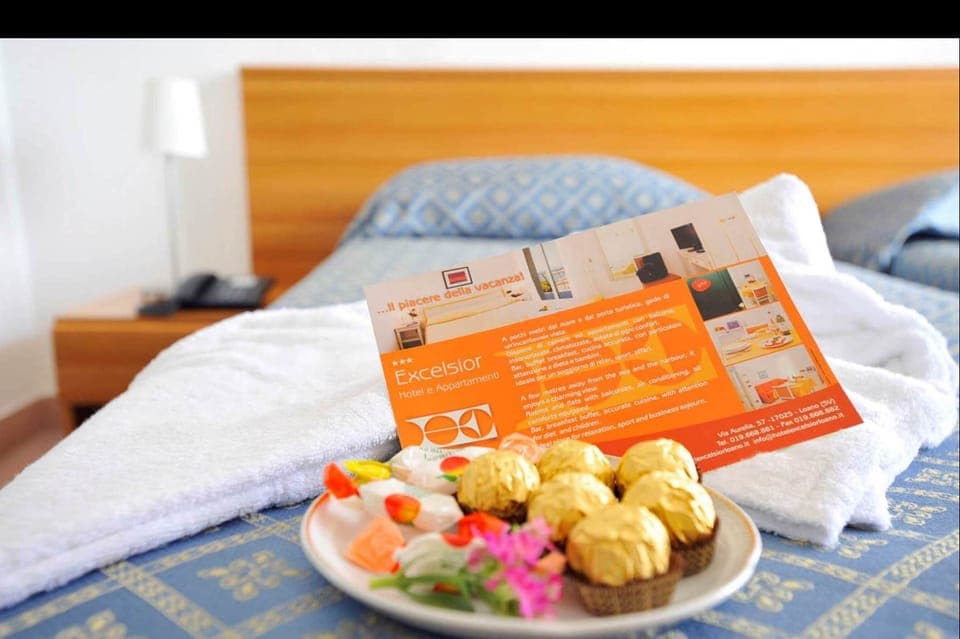 Classic Double or Twin Room, Private Bathroom | In-room safe, desk, free WiFi