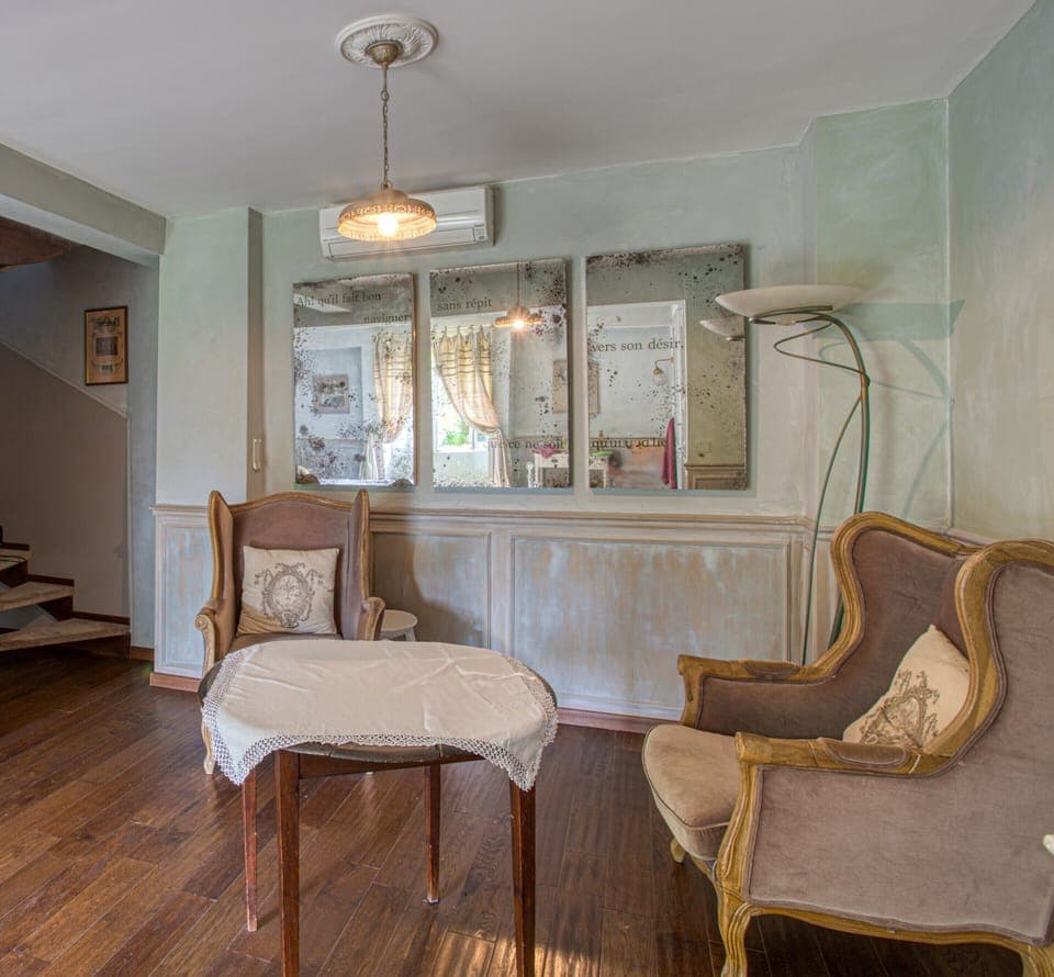 Deluxe Triple Room, Private Bathroom (Frédéric Mistral)