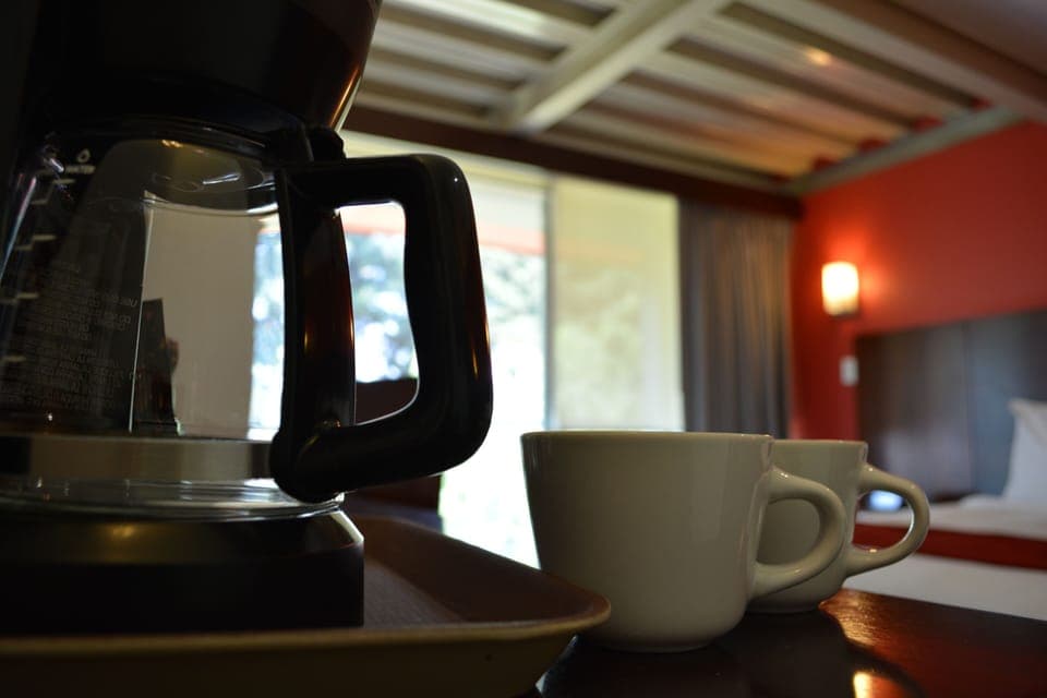 Standard Suite | In-room safe, desk, blackout drapes, iron/ironing board