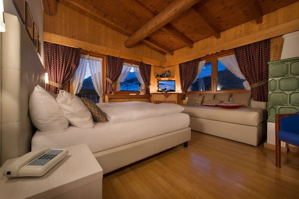 Romantic Double Room, Jetted Tub, Mountain View | View from room