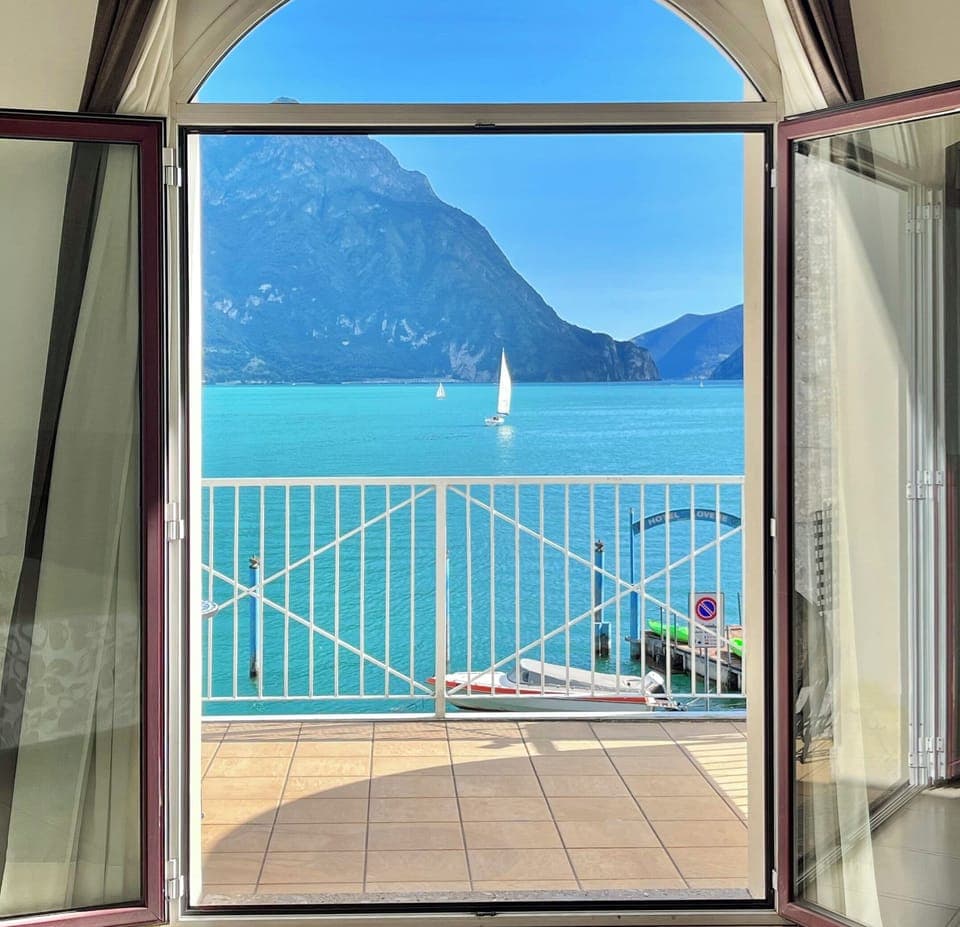 Superior Double or Twin Room, Balcony | Free minibar, in-room safe, desk, free WiFi