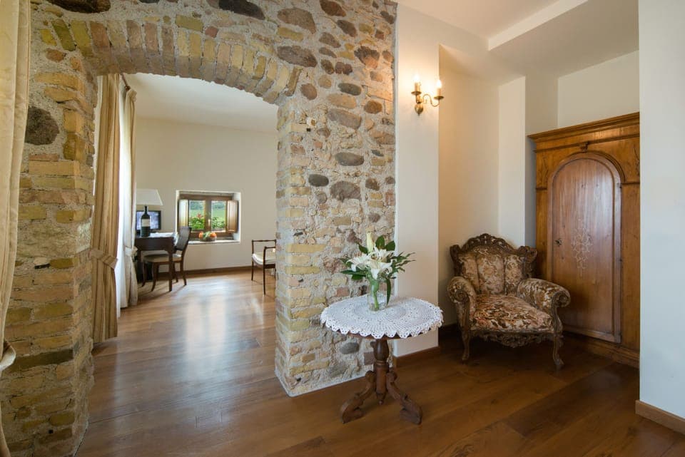 Superior Suite | In-room safe, desk, cribs/infant beds, free WiFi