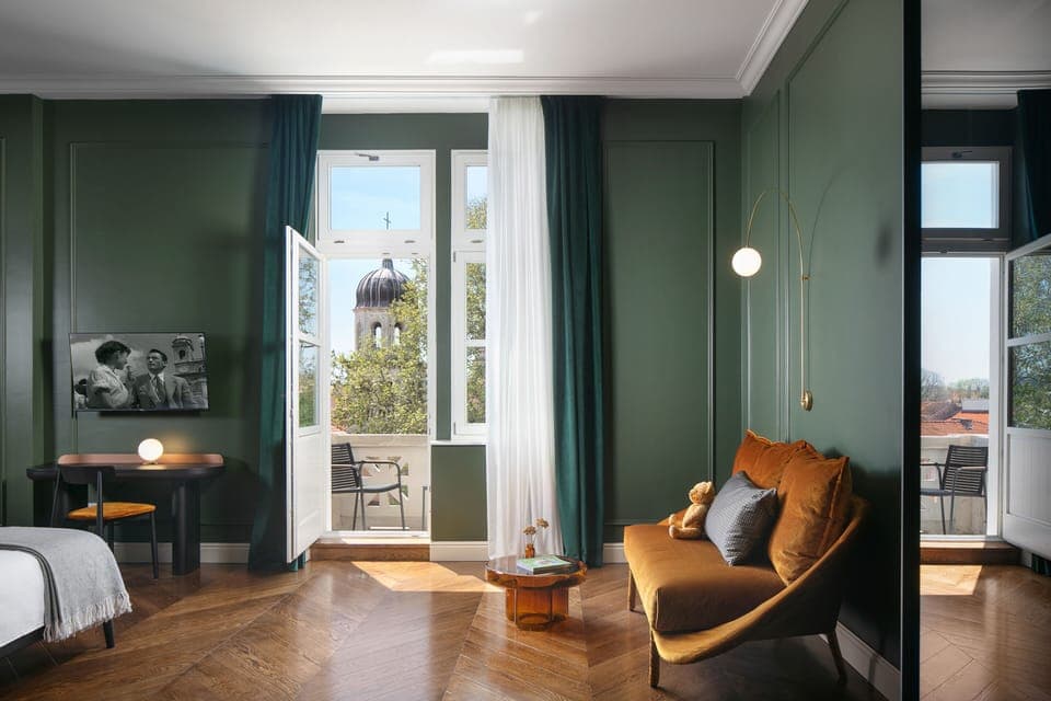 Deluxe Double Room, Annex Building | Premium bedding, pillowtop beds, in-room safe, individually decorated