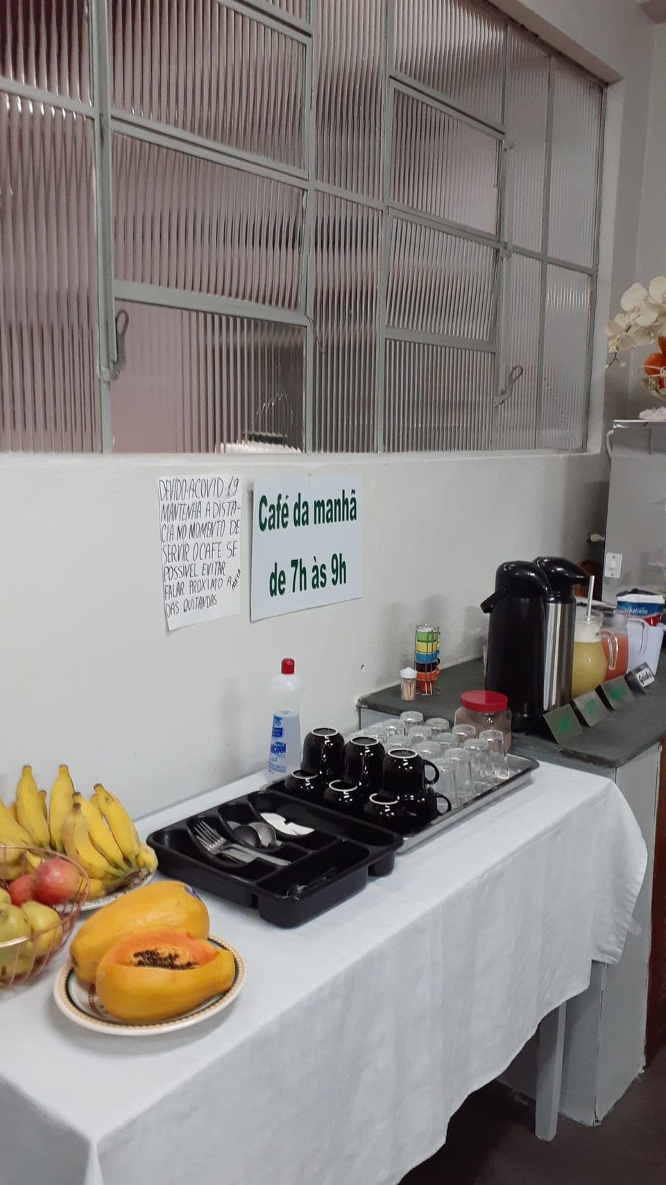 Free daily continental breakfast