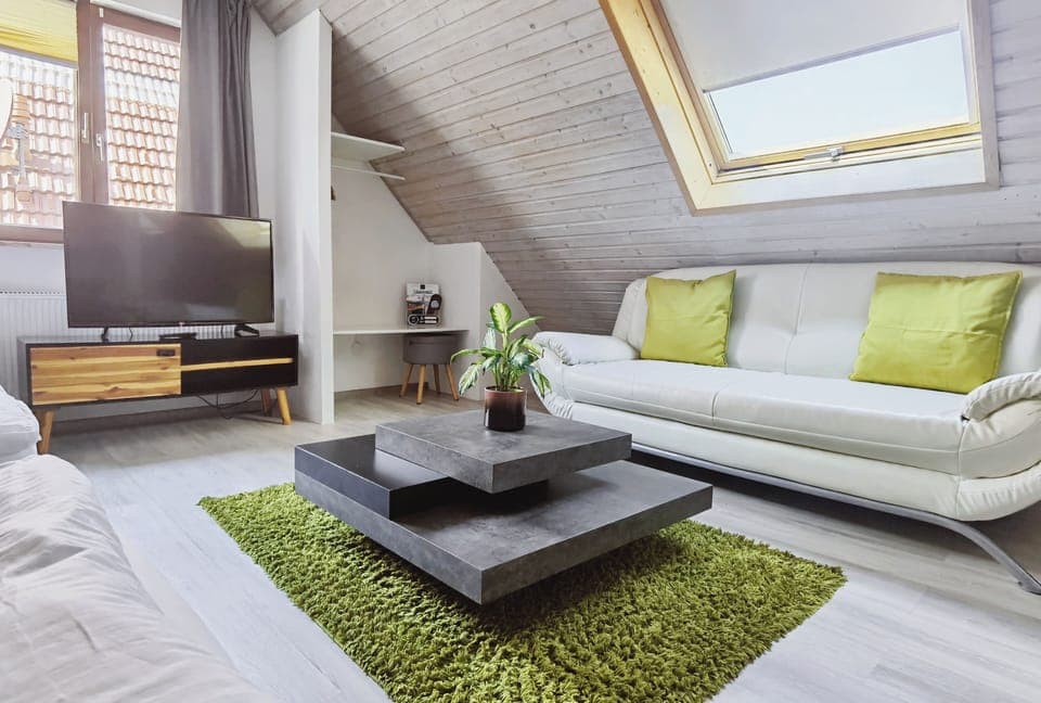 Comfort Quadruple Room, Multiple Beds | Premium bedding, desk, blackout drapes, free WiFi