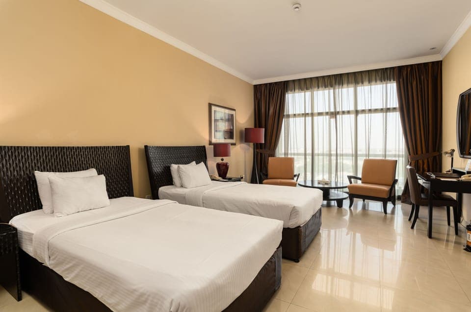 Deluxe Twin Room | Egyptian cotton sheets, premium bedding, down comforters, in-room safe