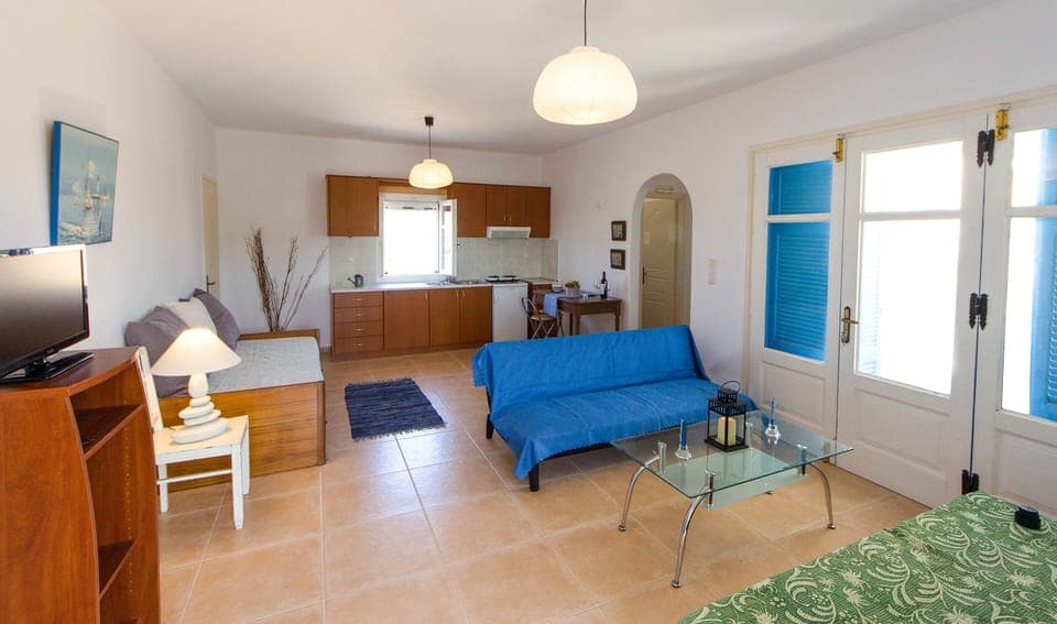Apollon aprt. ground floor, living room