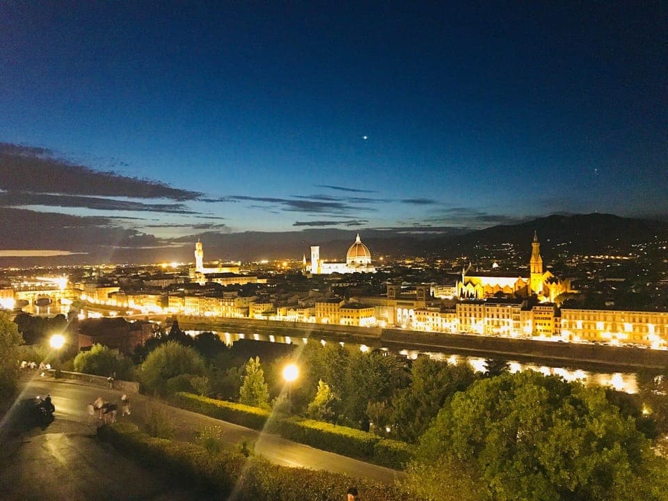 Breathtaking view of Florence by night from Piazzale Michelangelo!!