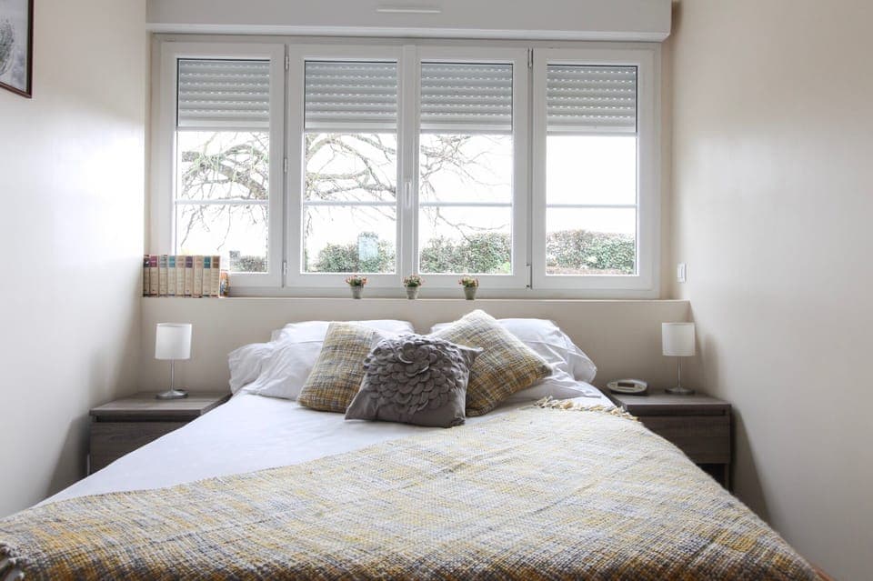 Bedroom 1 - sleeps 2 in a double bed + en-suite shower room. On ground floor.