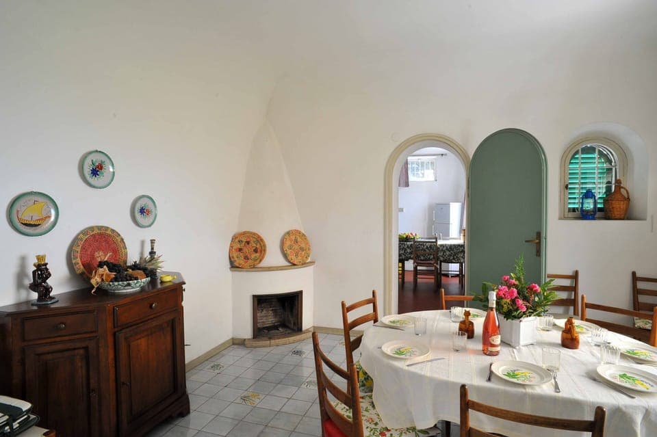 Dining room - 10-seats-table